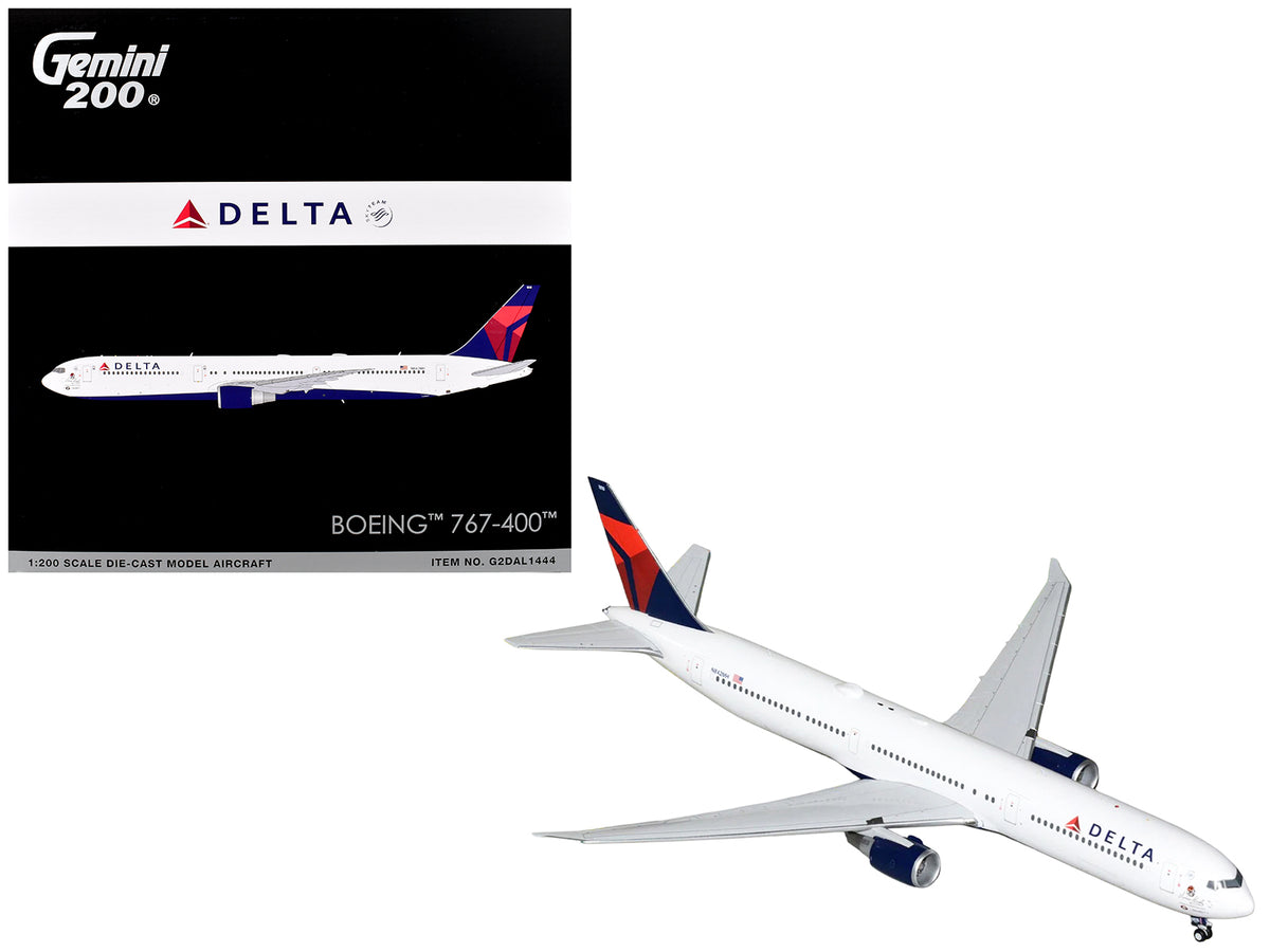 Boeing 767-400ER Commercial Aircraft "Delta Air Lines" (N482MH) White with Blue and Red Tail "Gemini 200" 1/200 Diecast Model Airplane by GeminiJets