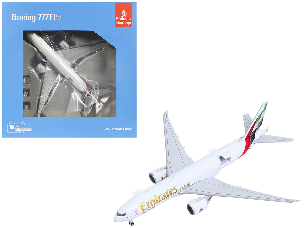 Boeing 777F Commercial Aircraft "Emirates SkyCargo" (A6-EFV) White with Striped Tail "Interactive Series" 1/400 Diecast Model by GeminiJets
