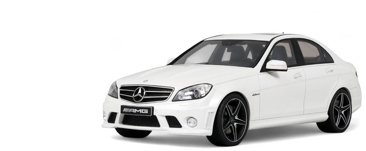 2007 Mercedes-Benz C63 AMG Diamond White 1/18 Model Car by GT Spirit